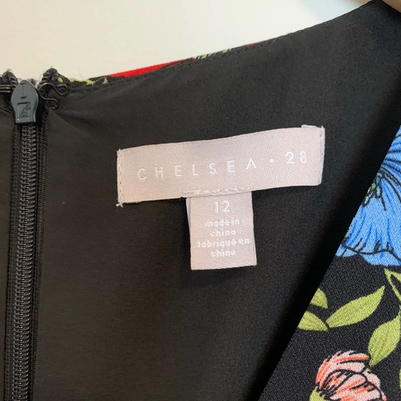 Chelsea28 Romper Short Sleeve Floral - Picture 3 of 15